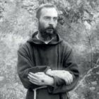 Святой отец Пио: первые  стигматы
